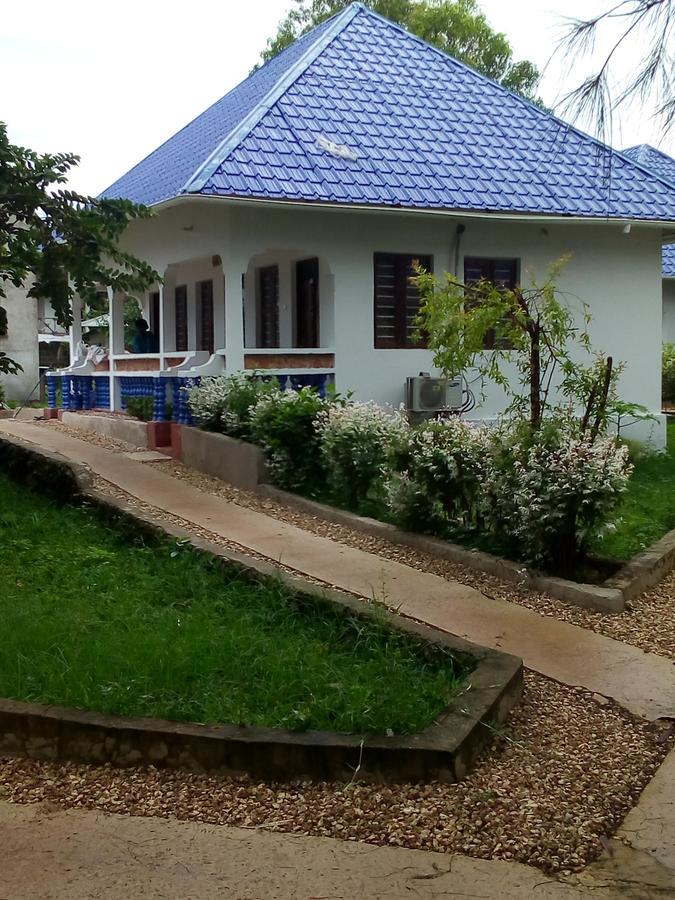 The Nungwi Inn Hotel Buitenkant foto